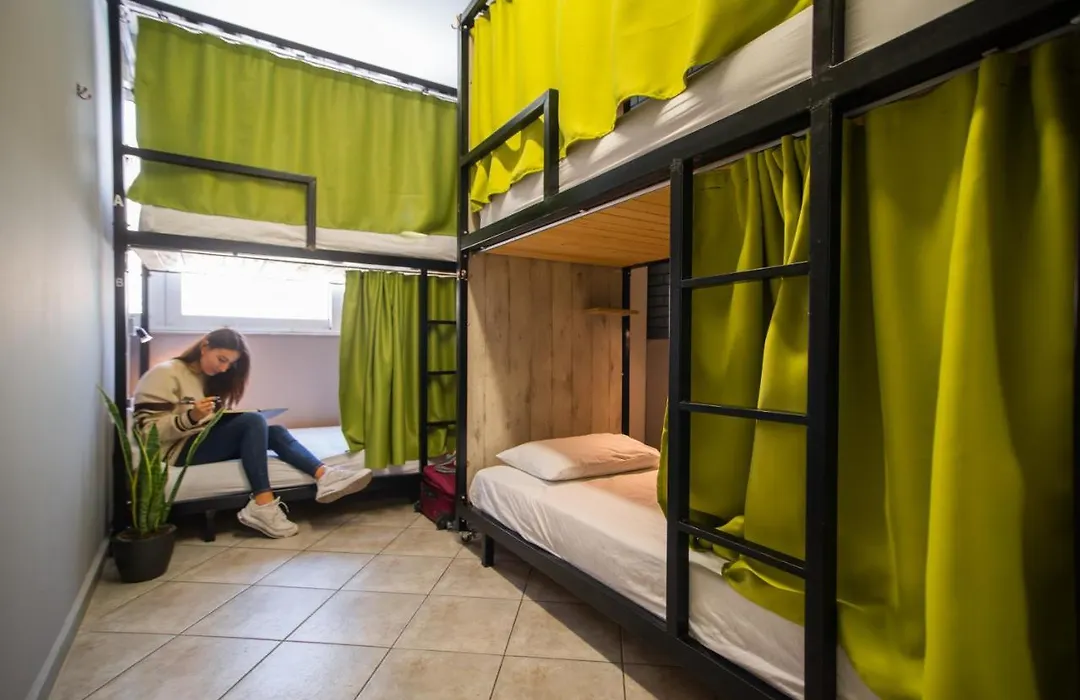Bedway Athens Hostel-1